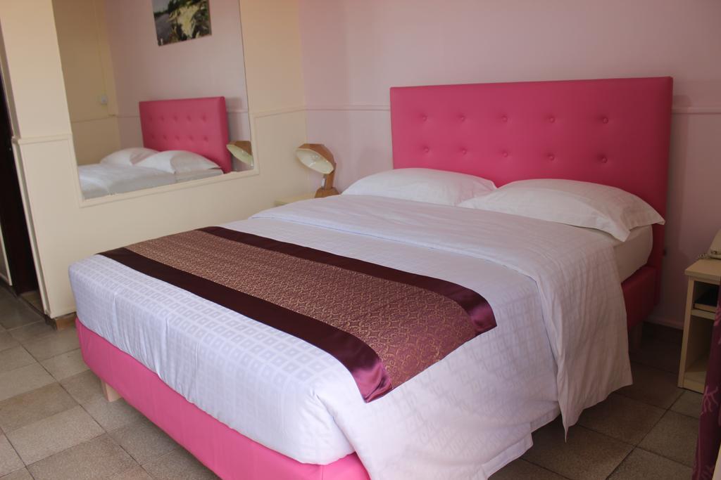 Hotel Mansel Yaoundé Room photo