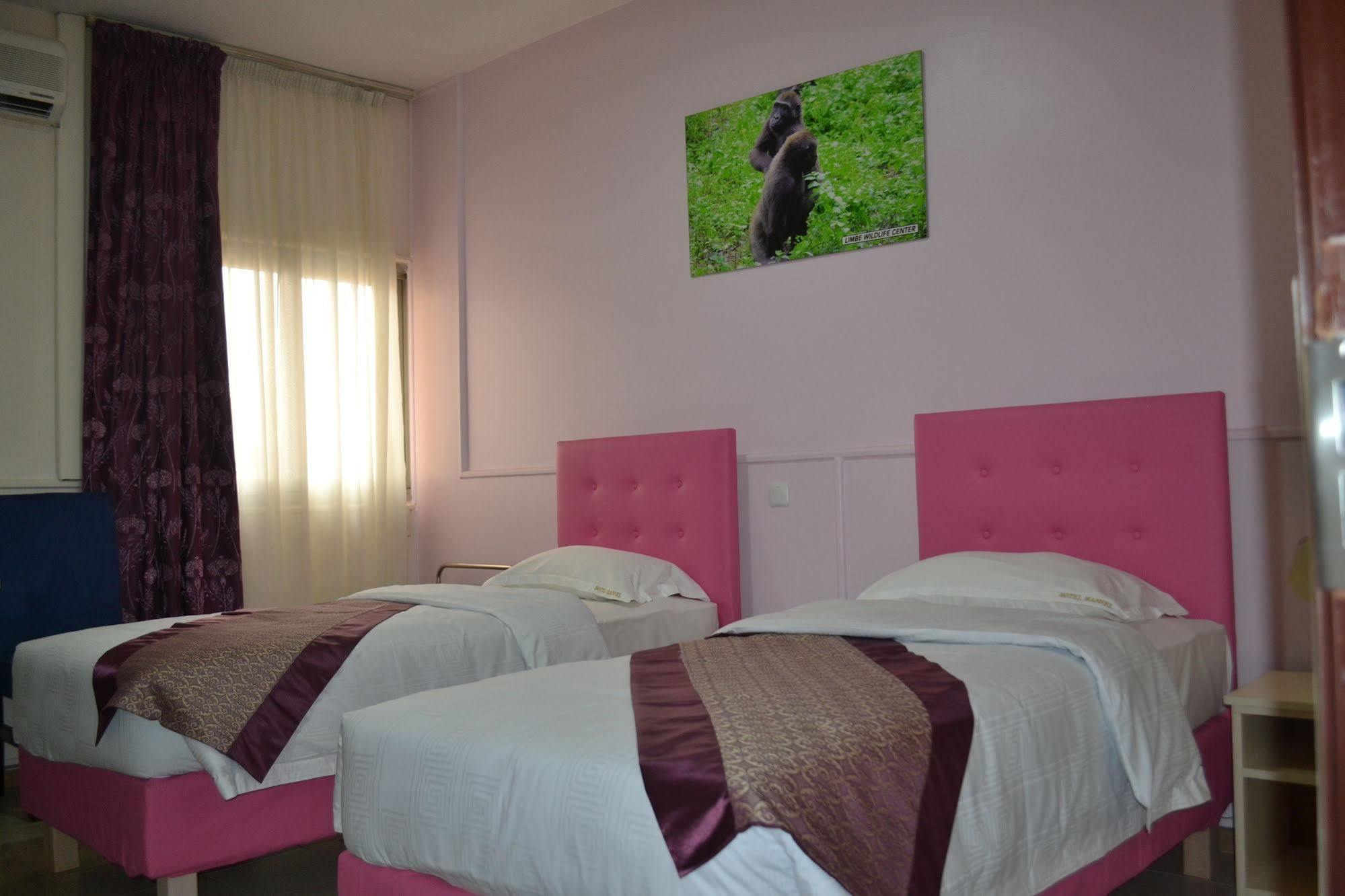 Hotel Mansel Yaoundé Exterior photo